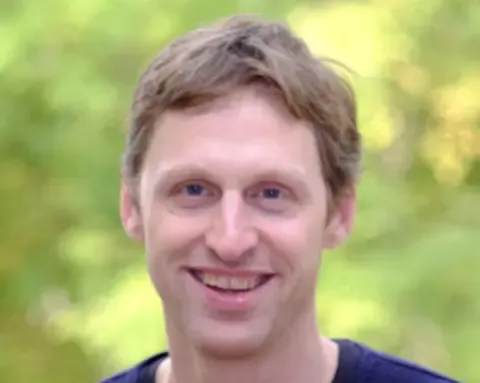 Prof. Dr. Bernhard Wolfrum